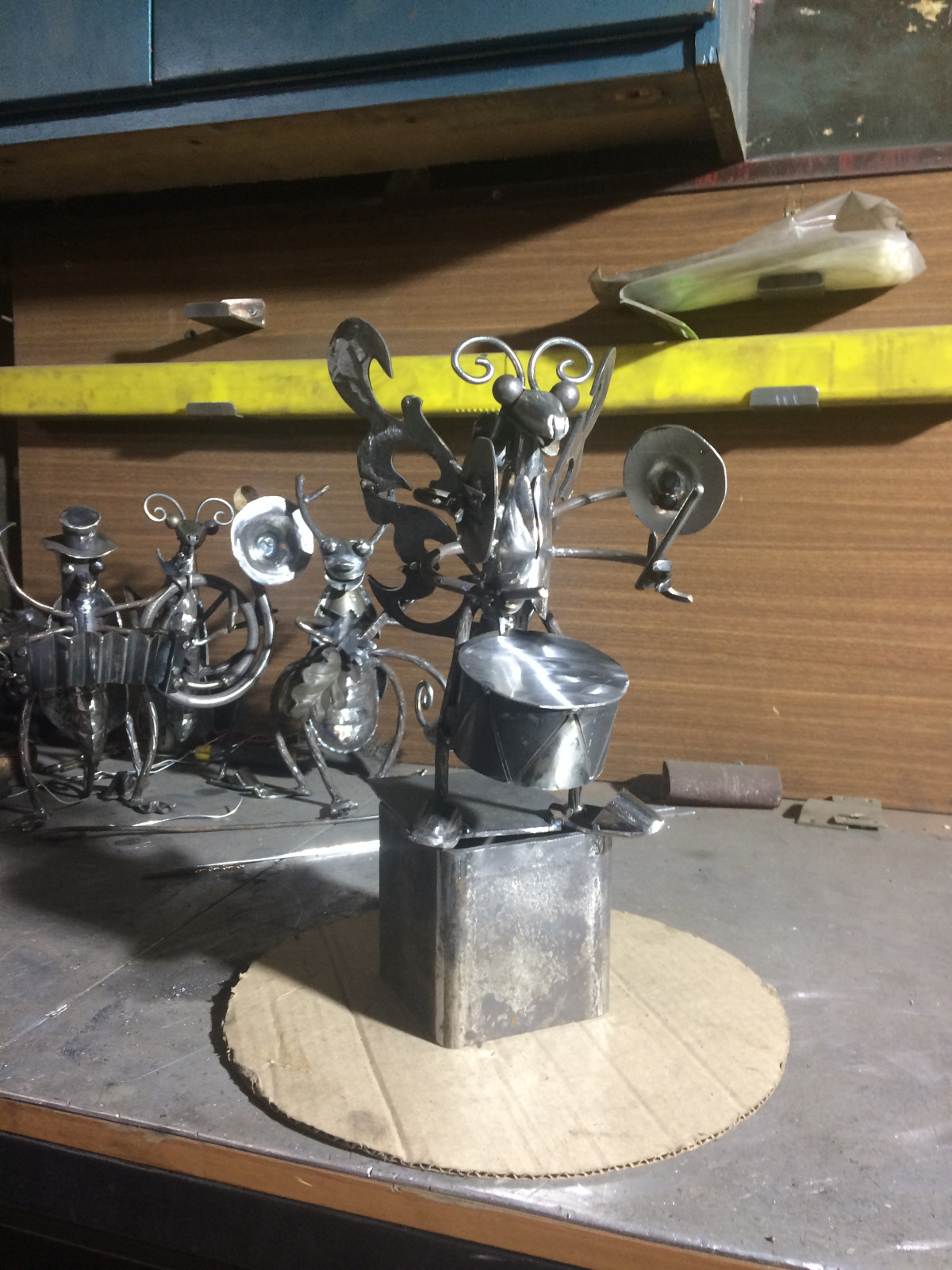 Обложка проекта: Кованые персонажи для дома и сада.