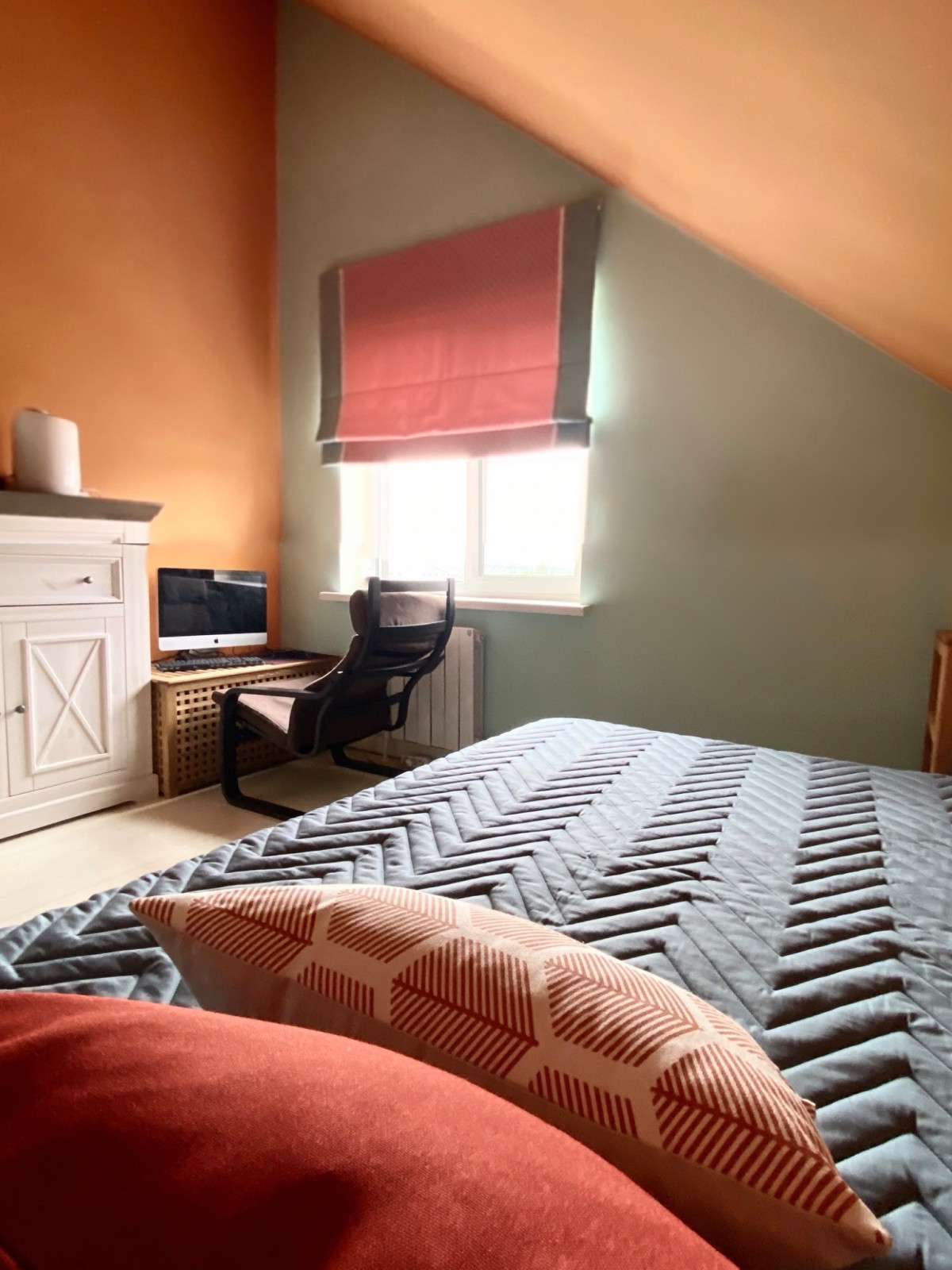 B19DCFA6-89C4-4247-8E7C-53C0D8960740