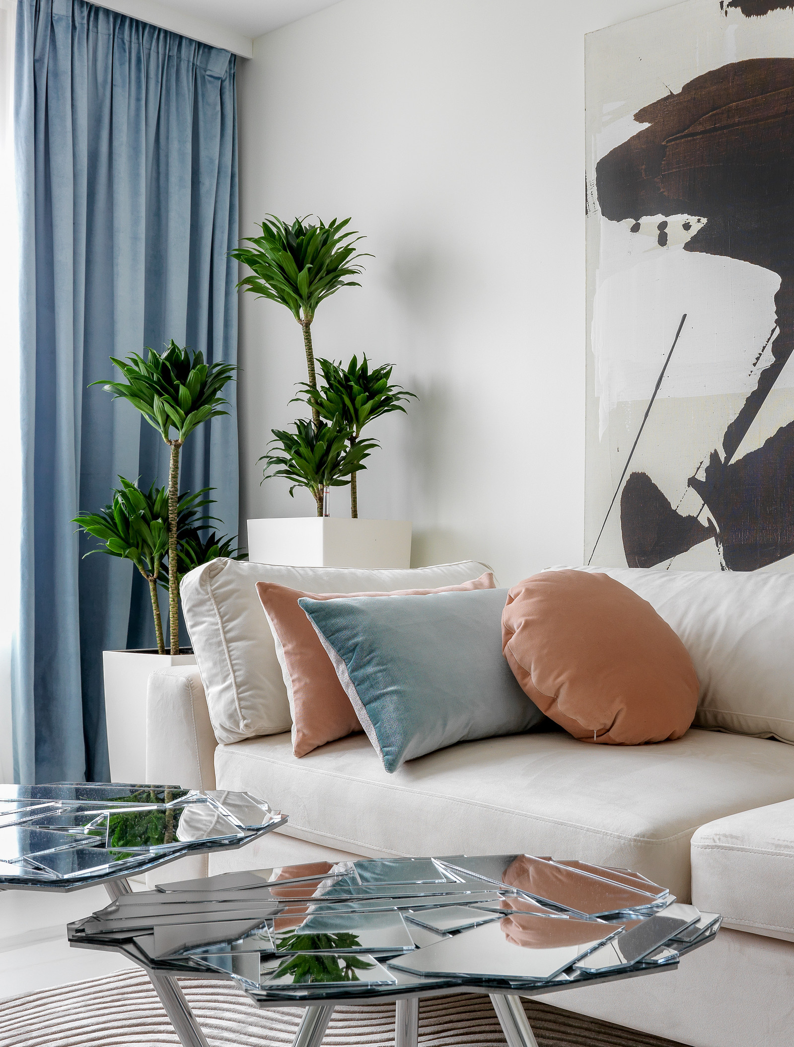 Зеркальная квартира