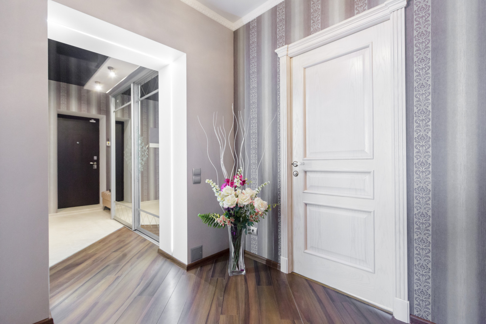 Черное и цветное