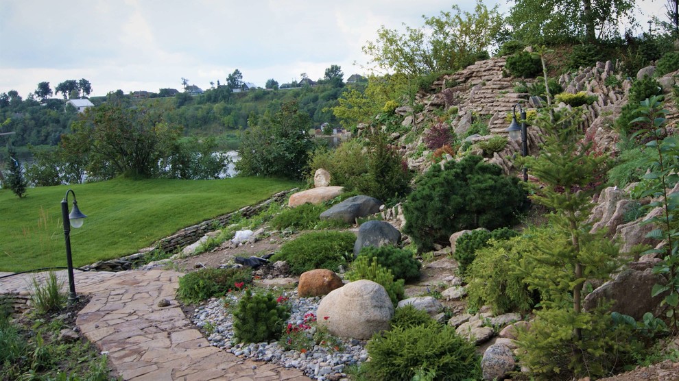 ИЗ ВАРЯГ В ГРЕКИ