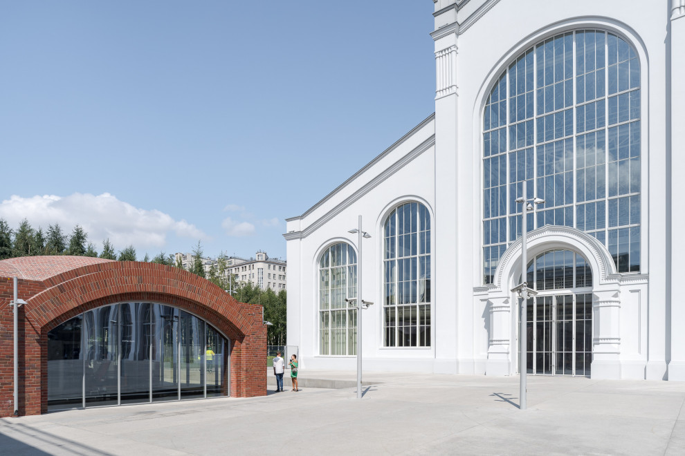 GES-2 , House of Culture