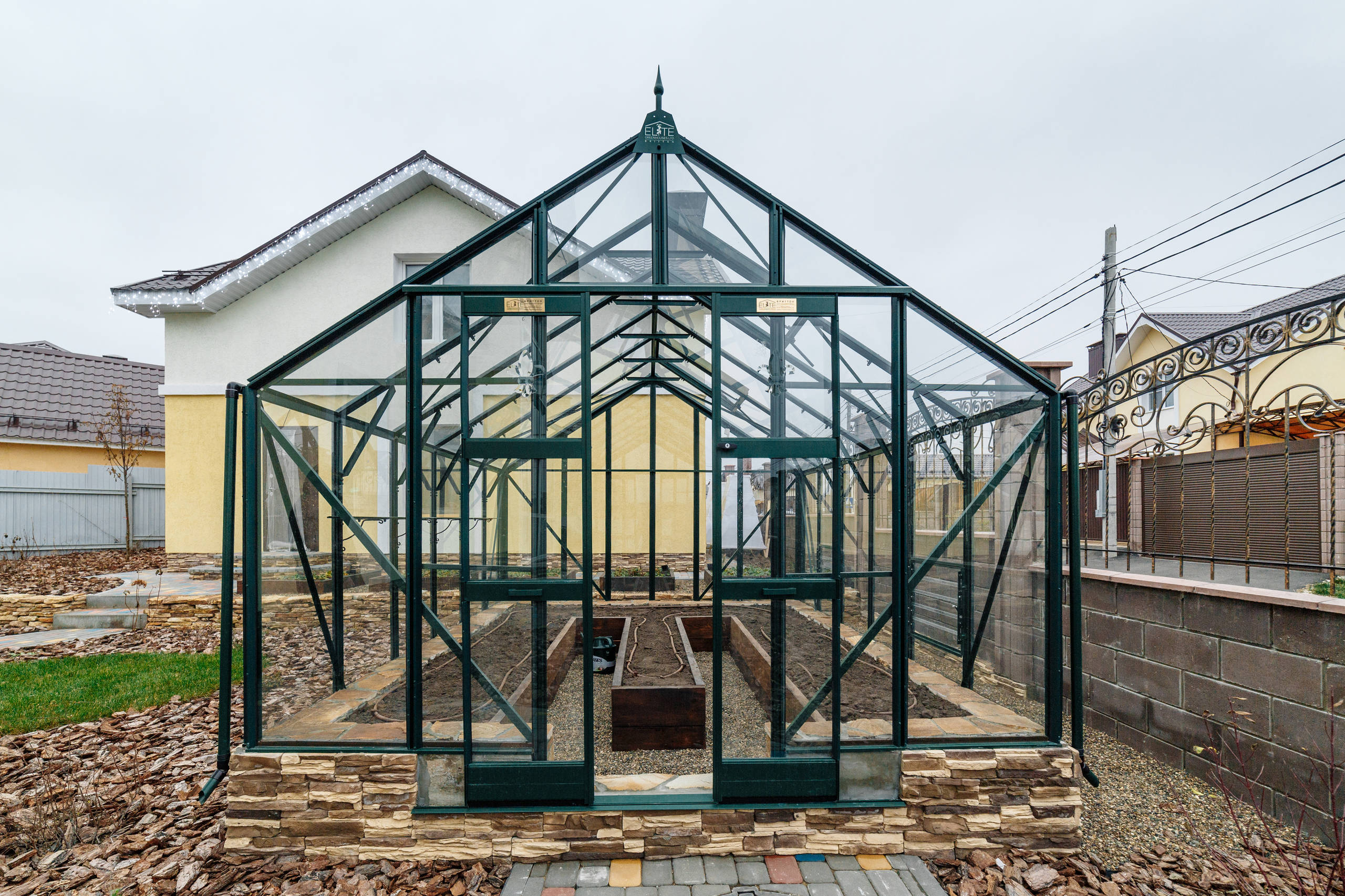 Объясняет юрист: Что можно [и нельзя] строить на участке без разрешения