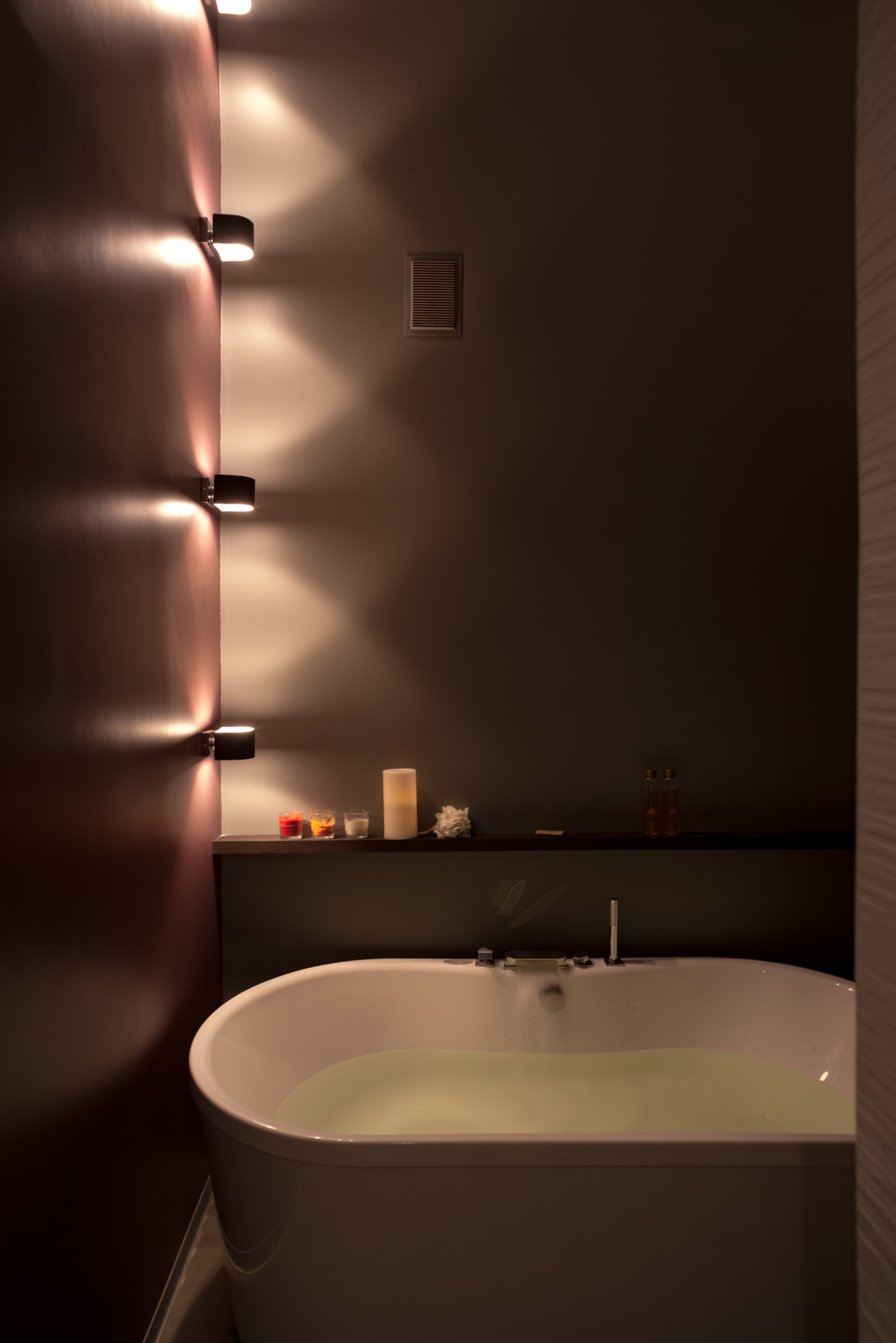 Дом с четырьмя лестницами