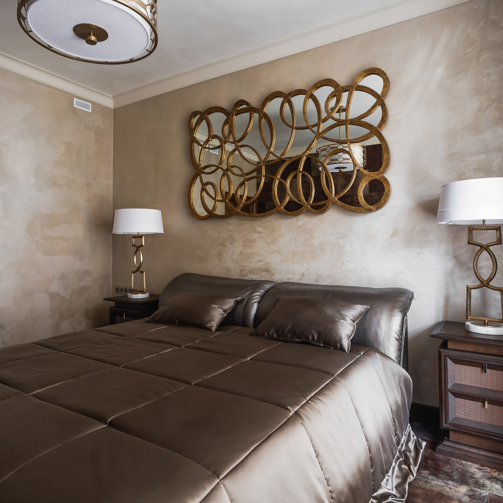 Квартира в жилом комплексе "Royal House on Yauza"