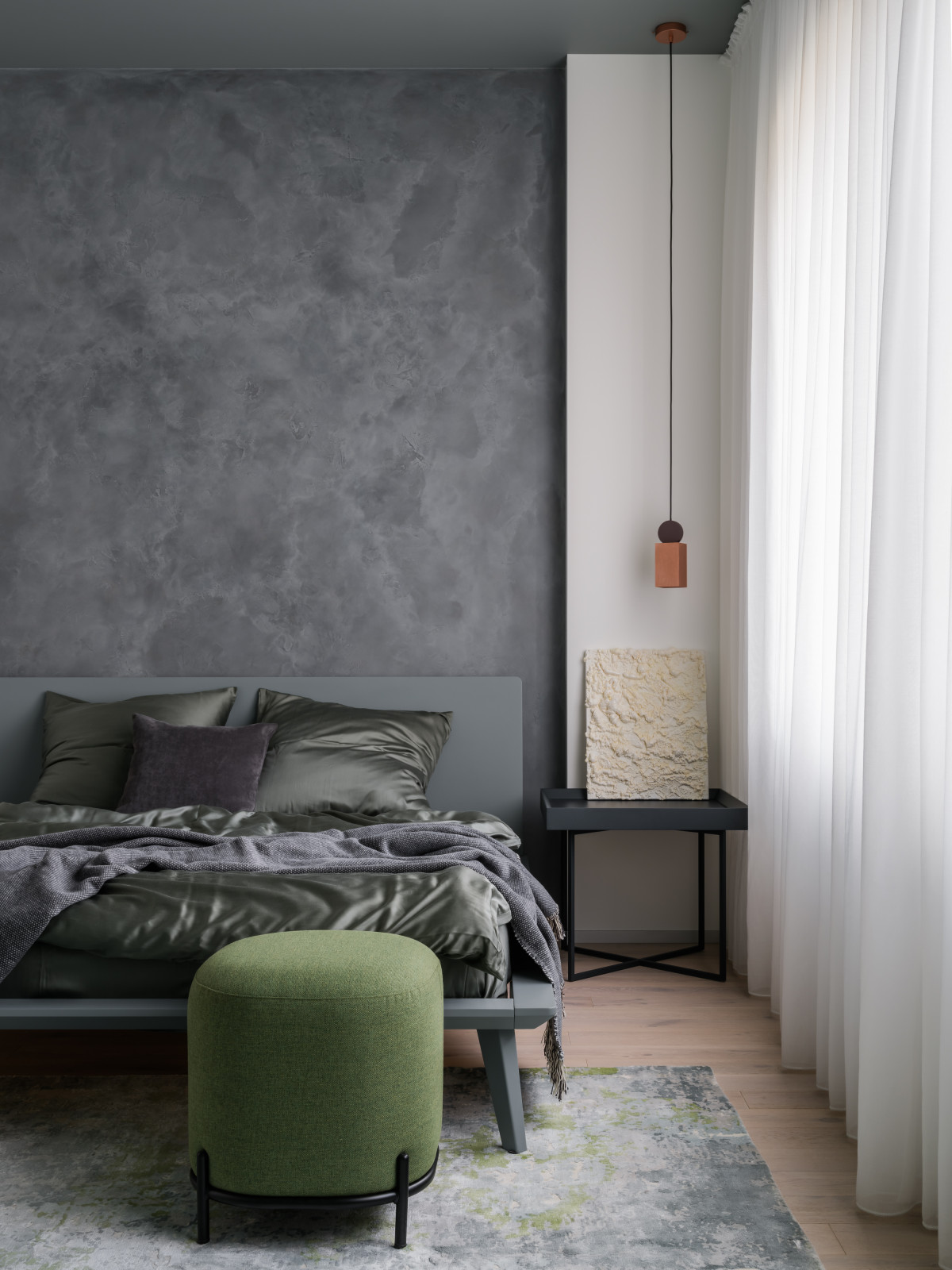 Дом с парящей лестницей