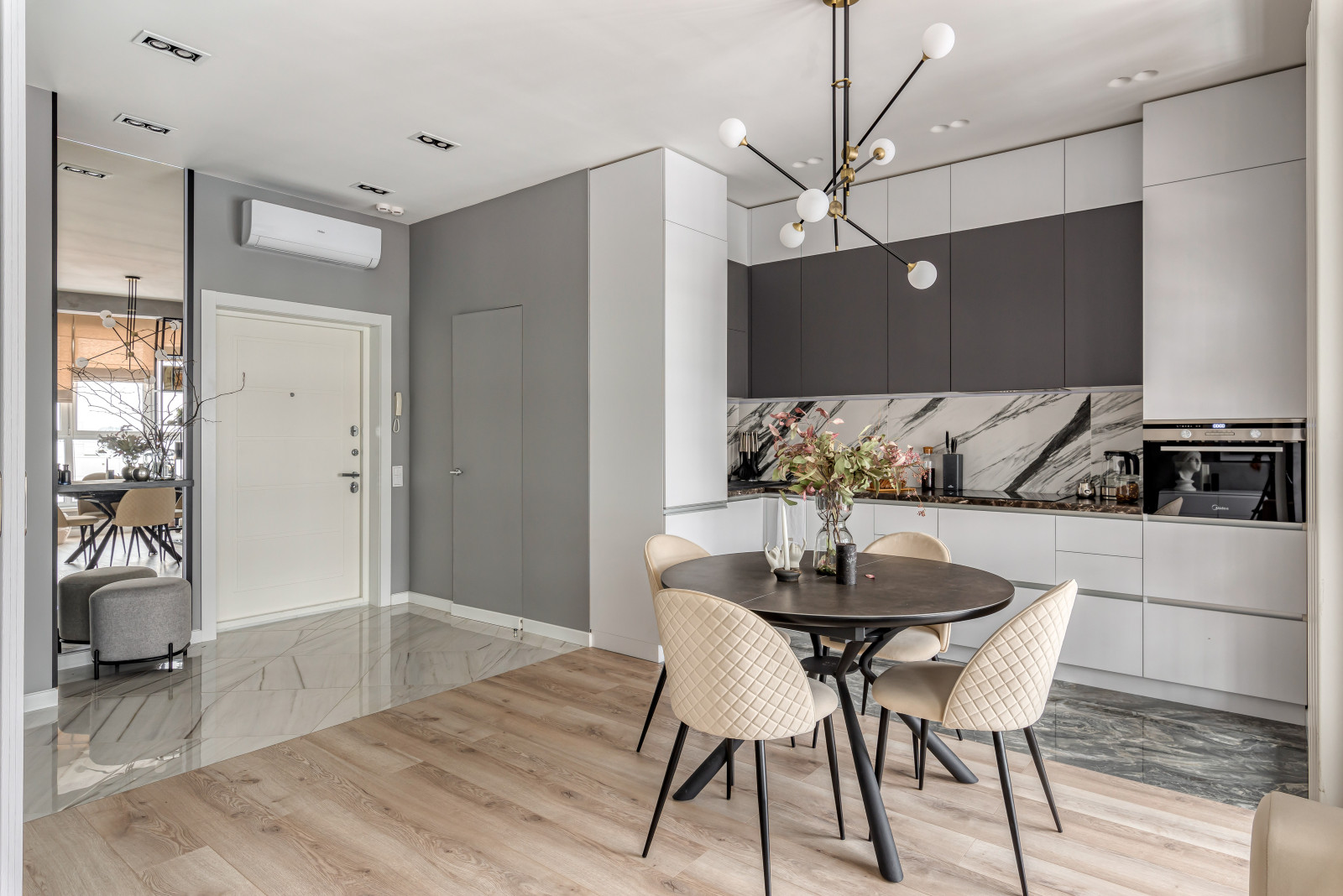 Уютная однушка для мамы и дочки