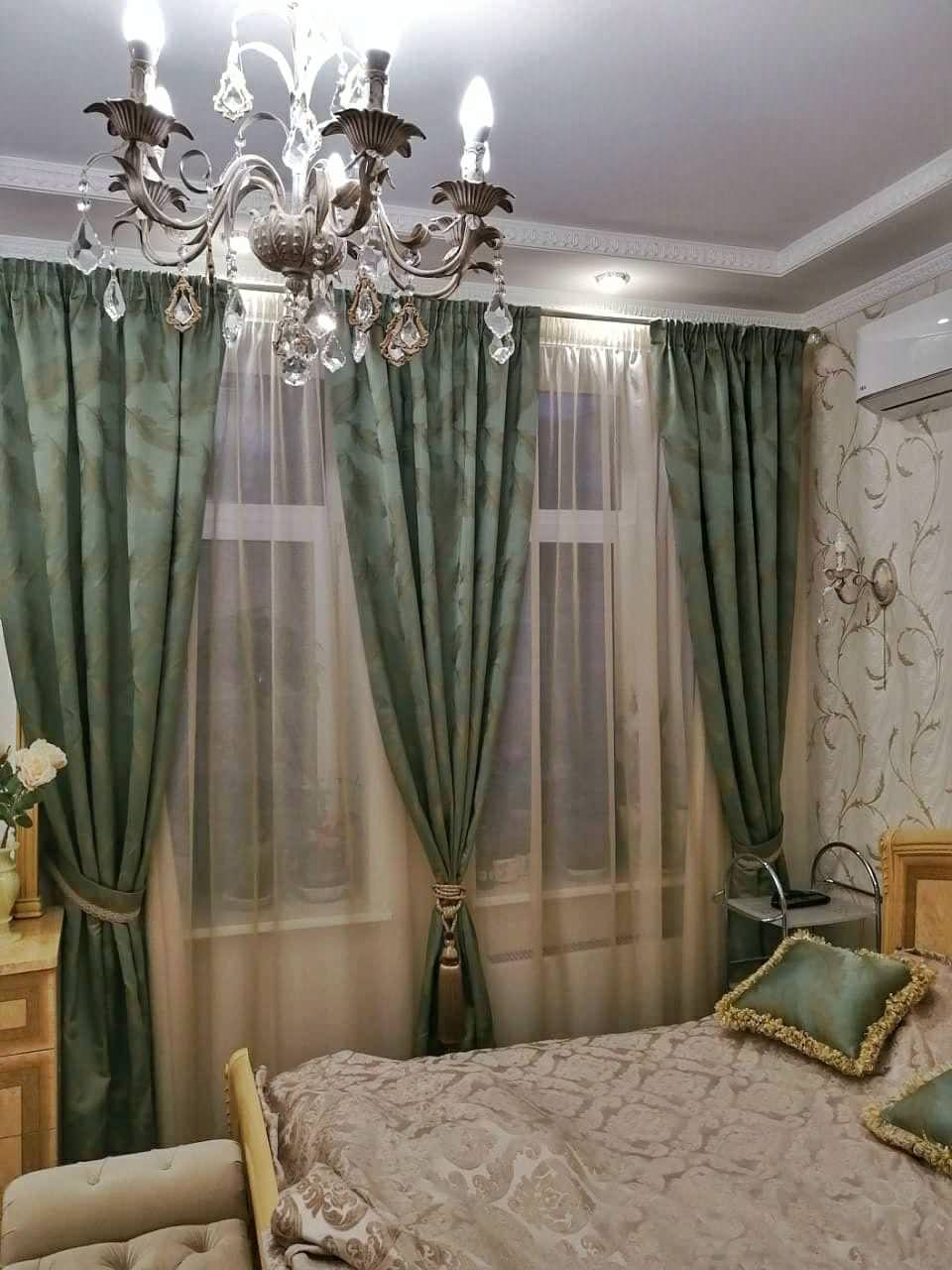 Спальня с кистями и бахромой