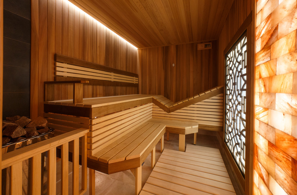 Интерьер загородного дома с двусветным пространством