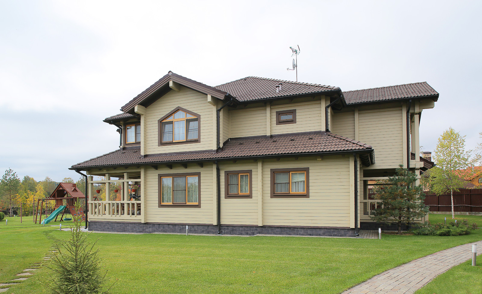 Дом из клееного бруса Екатерина