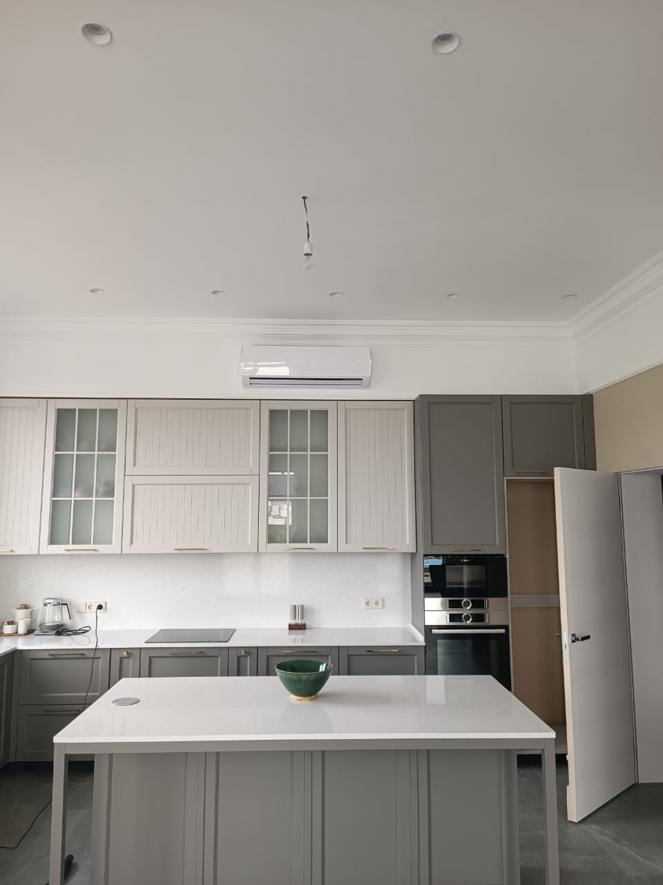 Установка кондиционера в квартирах с ремонтом