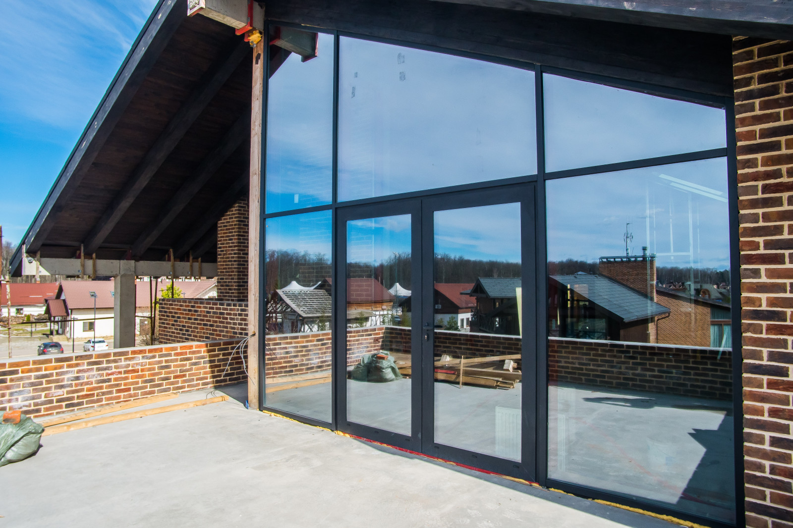 Остекление коттеджа