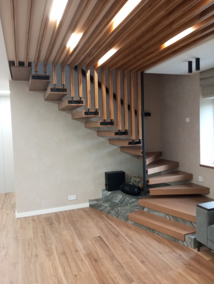 Обложка проекта: Лестница