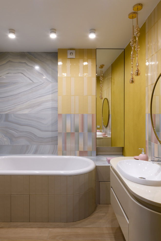 Квартира 100м2, общая кухня столовая и 2-е детские