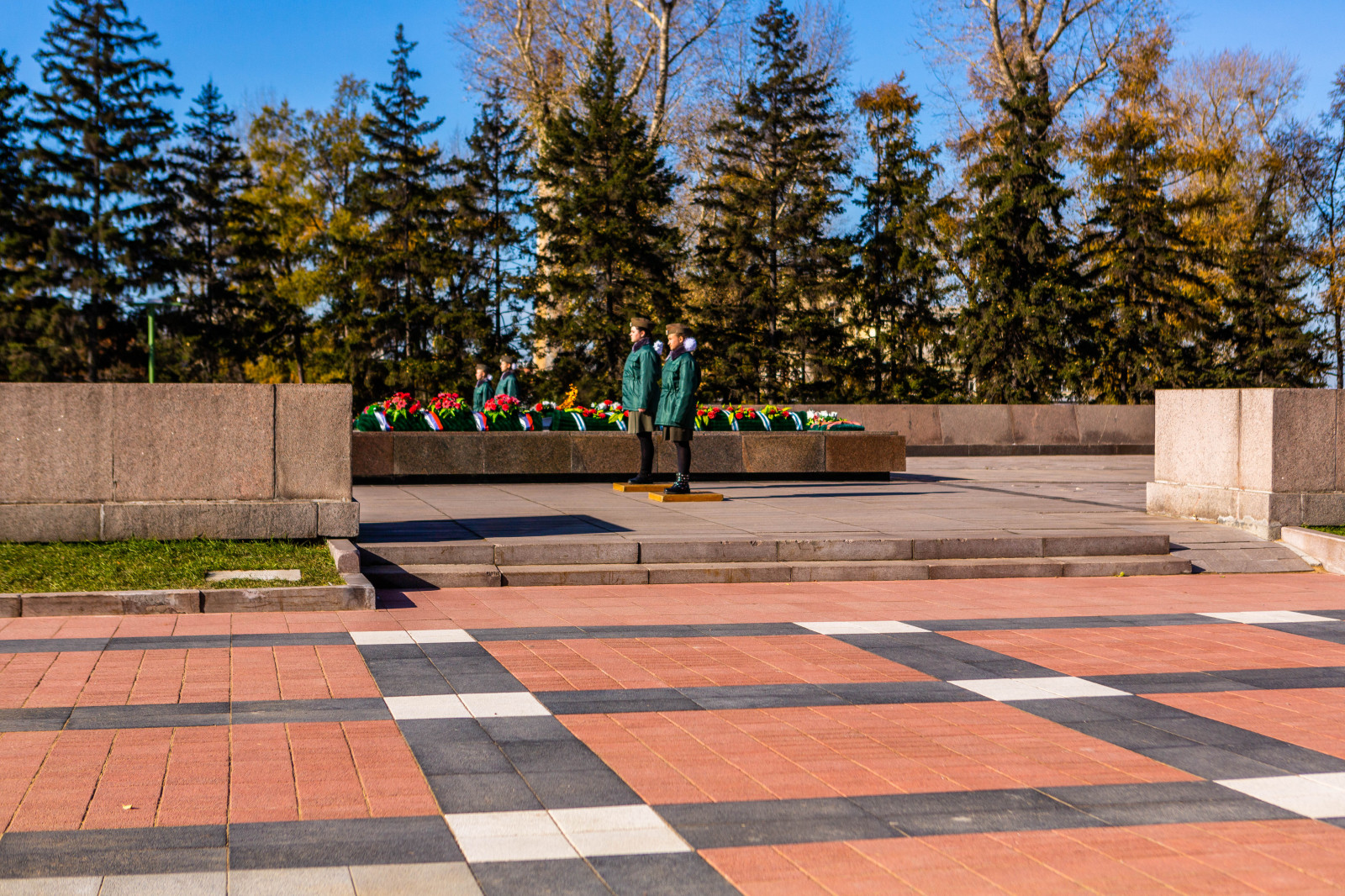 Гранит-Гранат