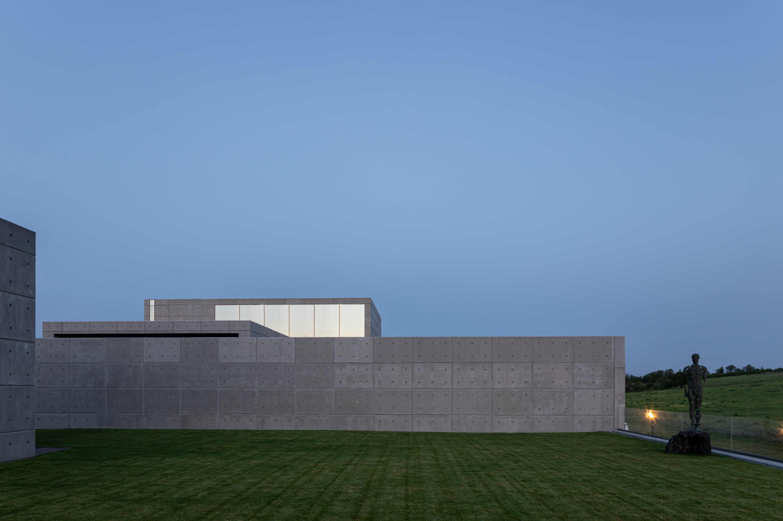 FUTAGO HOUSE