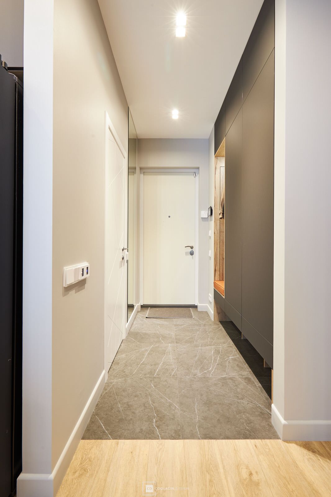 Двухкомнатная квартира с большим угловым окном