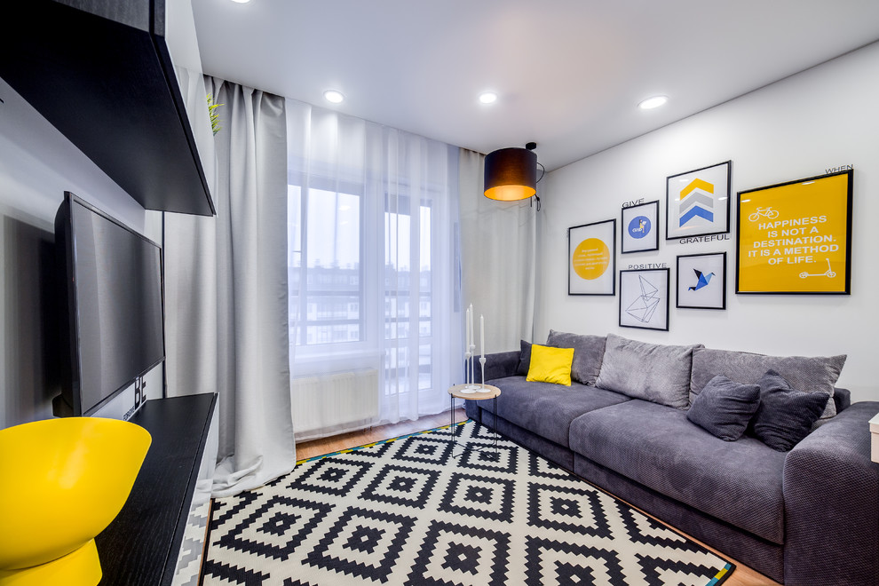 СТРЕМЛЕНИЕ ВПЕРЕД