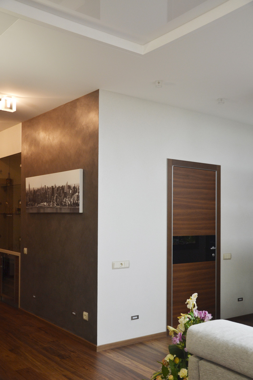 стильный интерьер для молодой семьи