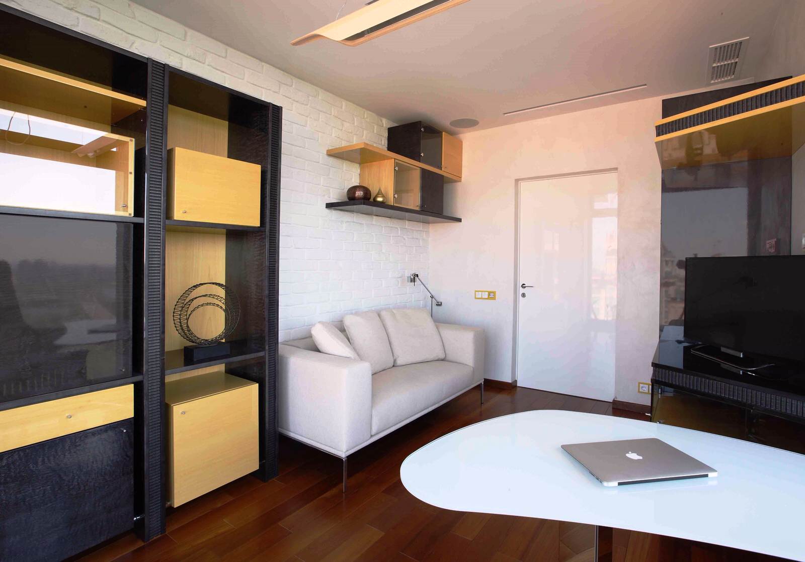 Таунхаус в облаках, ЖК Алые Паруса