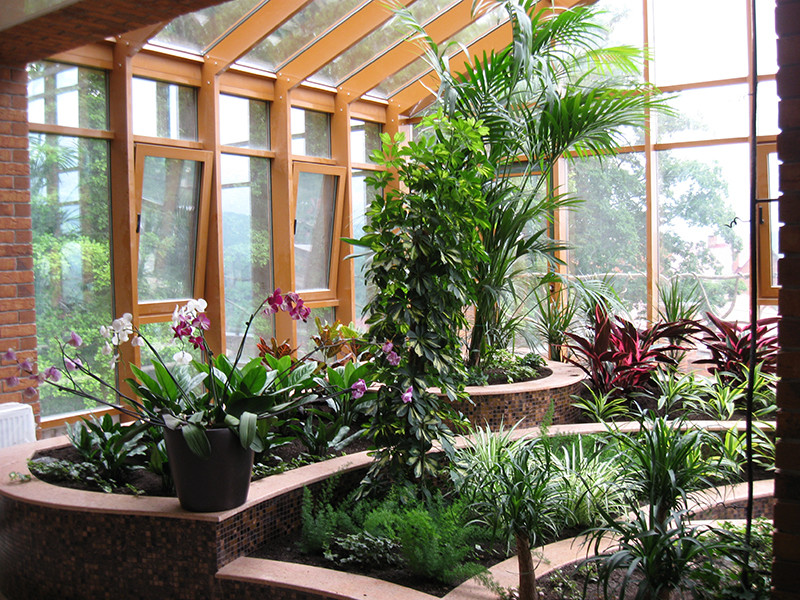 Частное домовладение с зимним садом