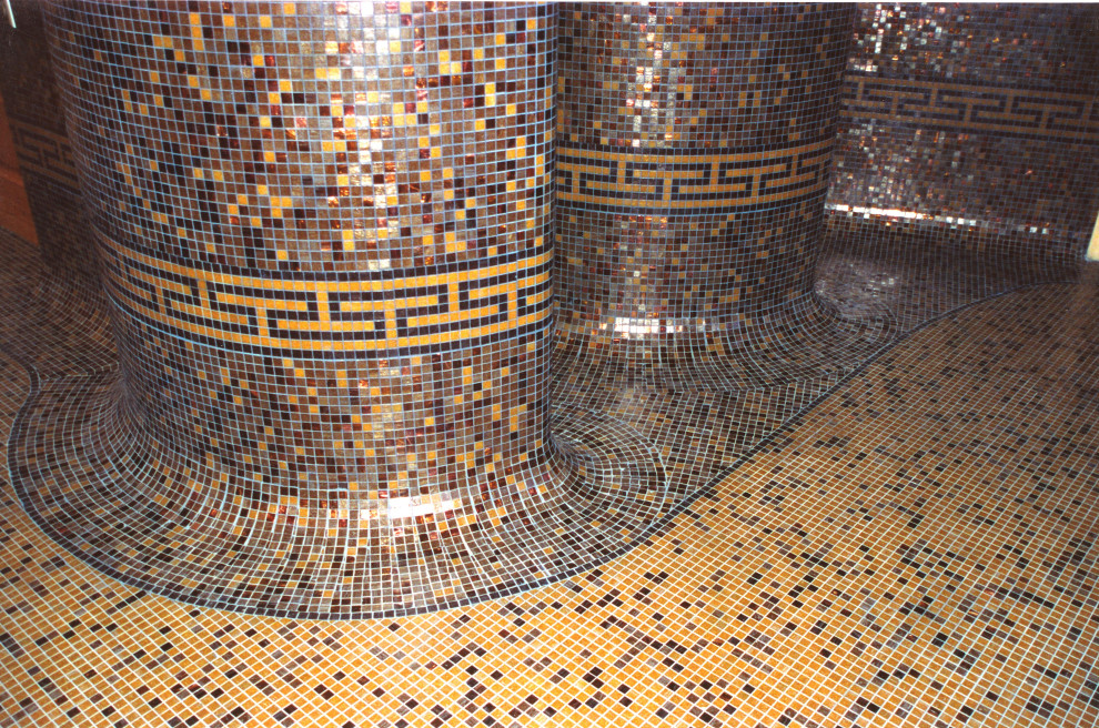 Бассейн на Крестовском острове