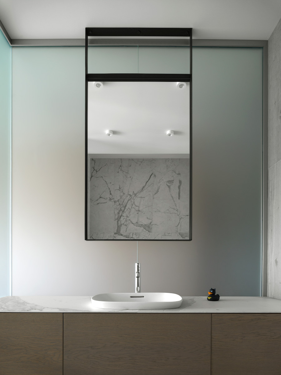 Houzz тур: Квартира в Саратове с ванной в стеклянном кубе