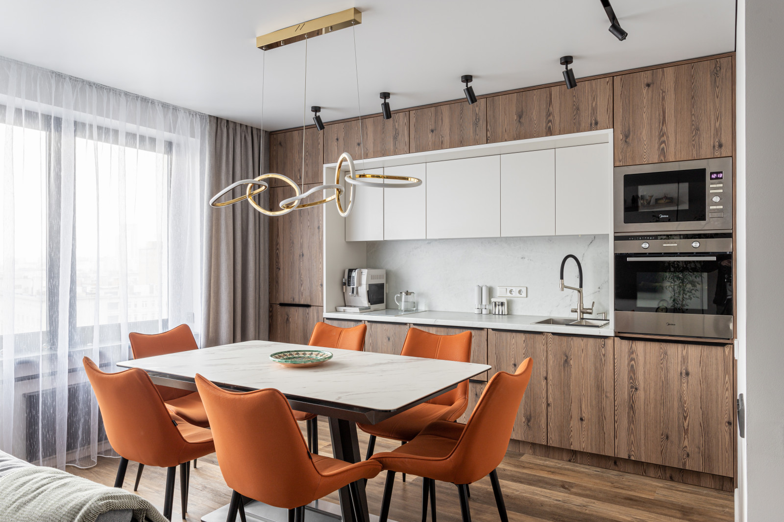 Трехкомнатная квартира на Бауманской