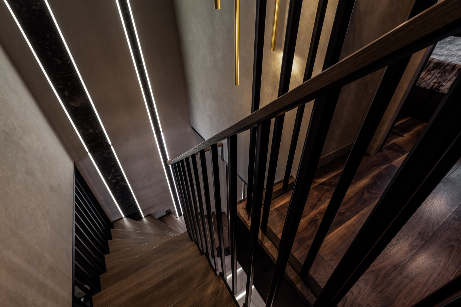 На берегу большой реки