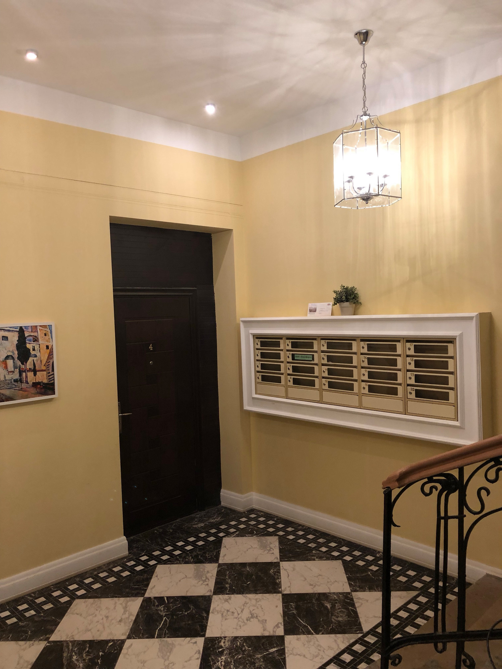 Обложка проекта: Ремонт входной группы подъезда в элитном доме