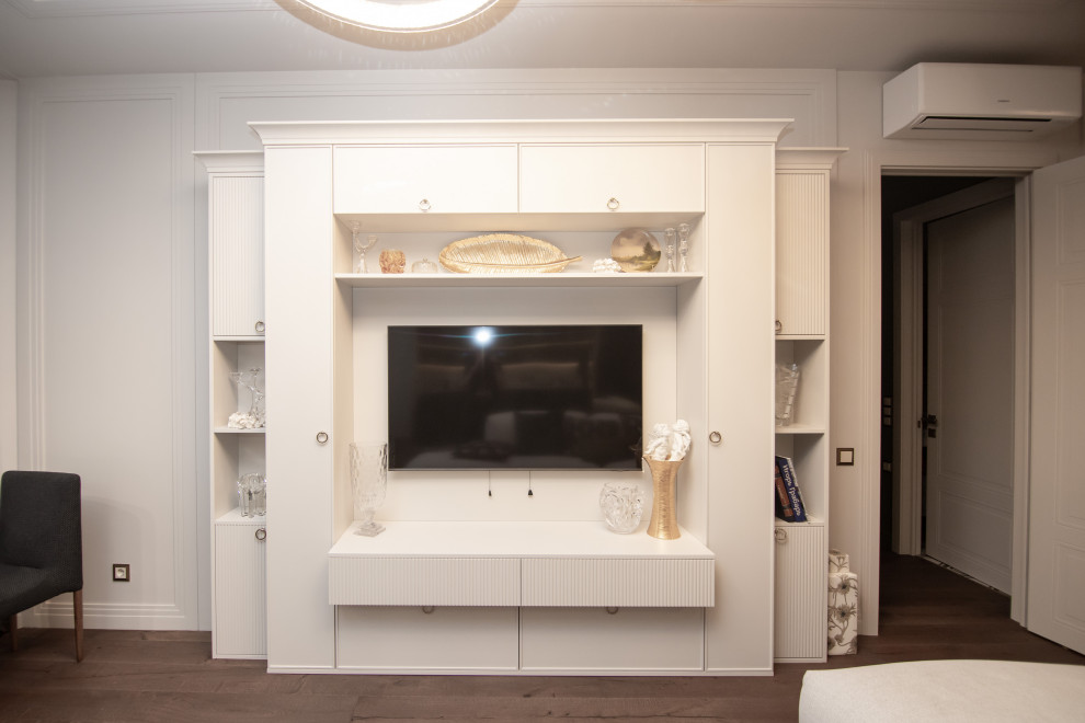 Стеллаж в гостиную для оформления ТВ-зоны