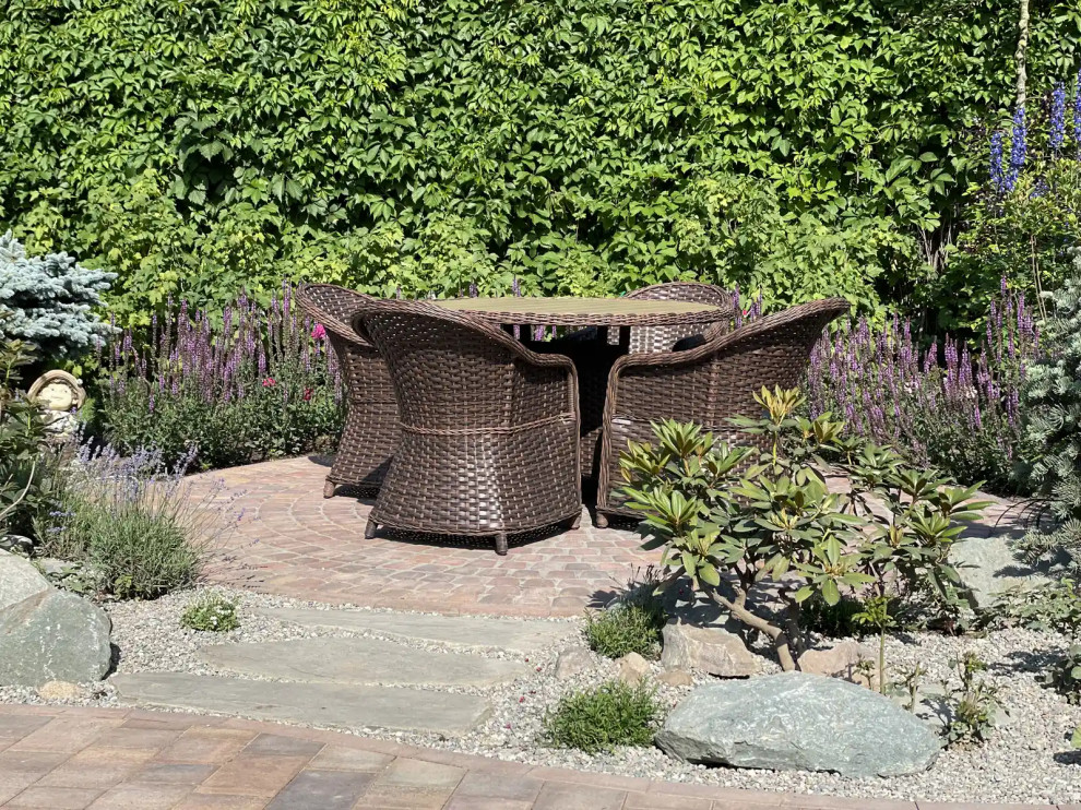 Обложка проекта: «ШЕРШЕ-ЛЯ-ФАМ»