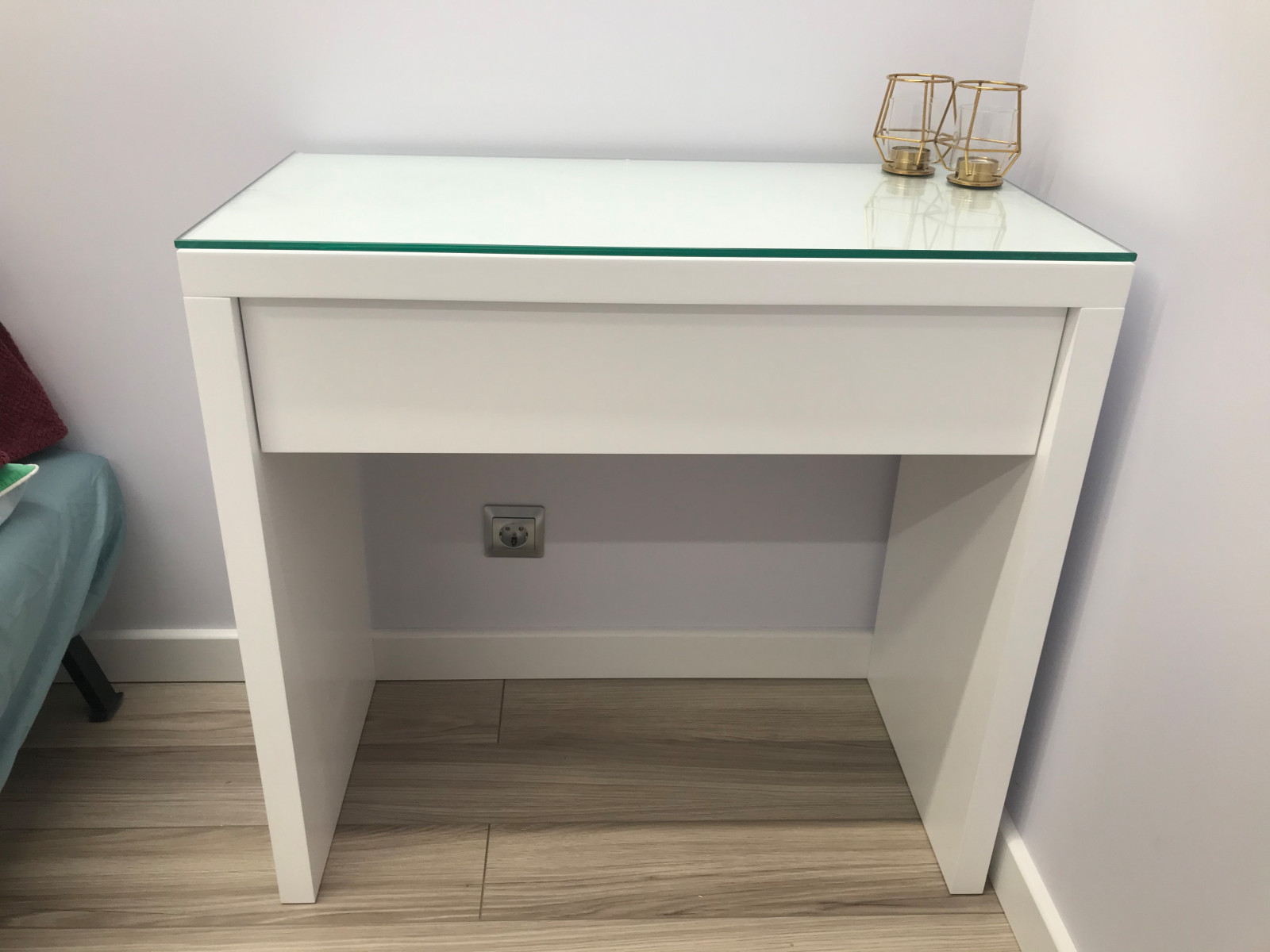 Обложка проекта: Дамский стол