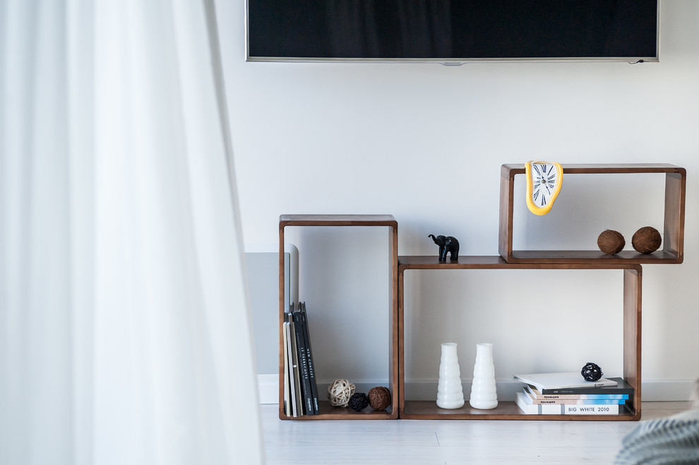 Светлый hi-tech