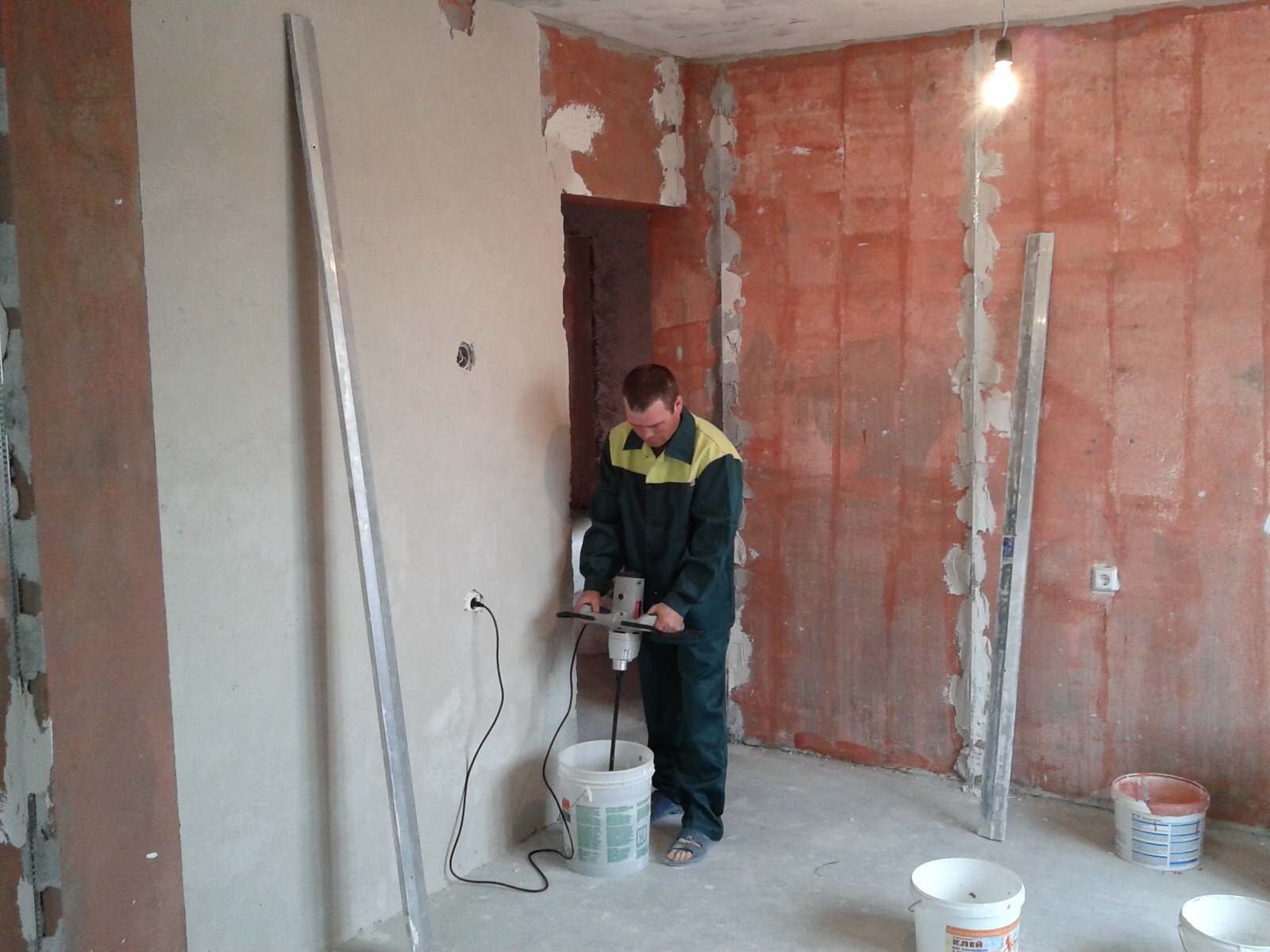 Шаг за шагом: Правильная последовательность ремонта квартиры