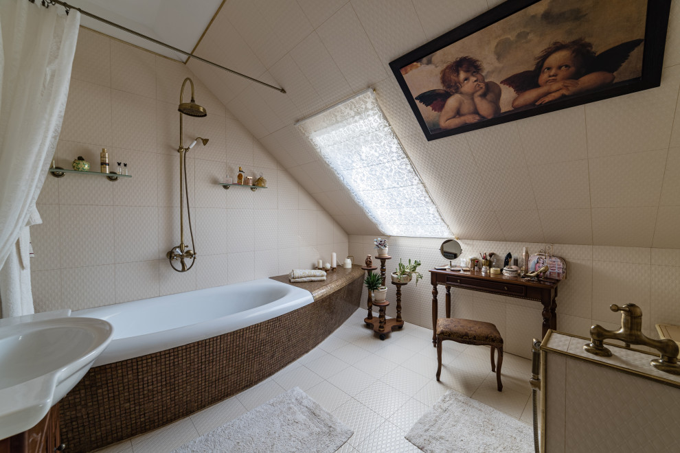 Ванная комната главной спальни