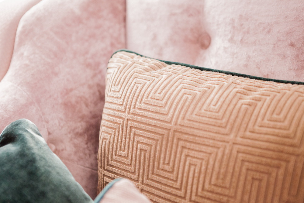 Скромное обаяние буржуа \\ гостиная-кухня