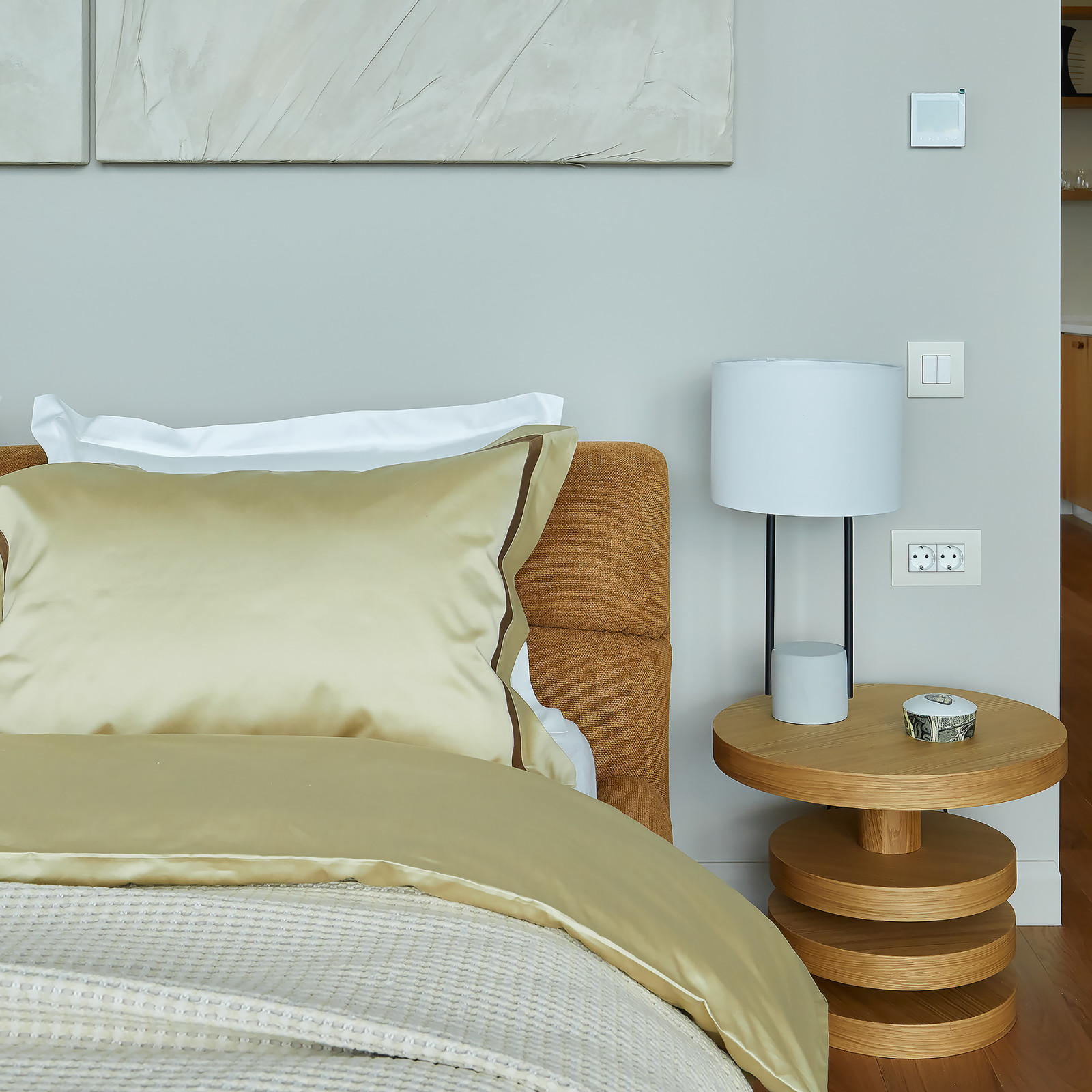 Квартира в Москва-Сити 2 (бежевое дерево)