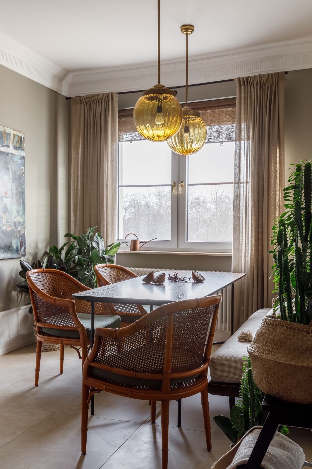 ГИПСОВАЯ ЛЕПНИНА АВРОРА в проекте дизайнера Аллы Куницы - квартира в Краснодаре