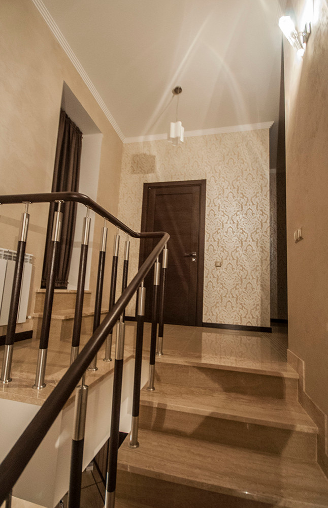 Частная квартира- отделка "Итальянская декоративная краска с эффектом песчаника"