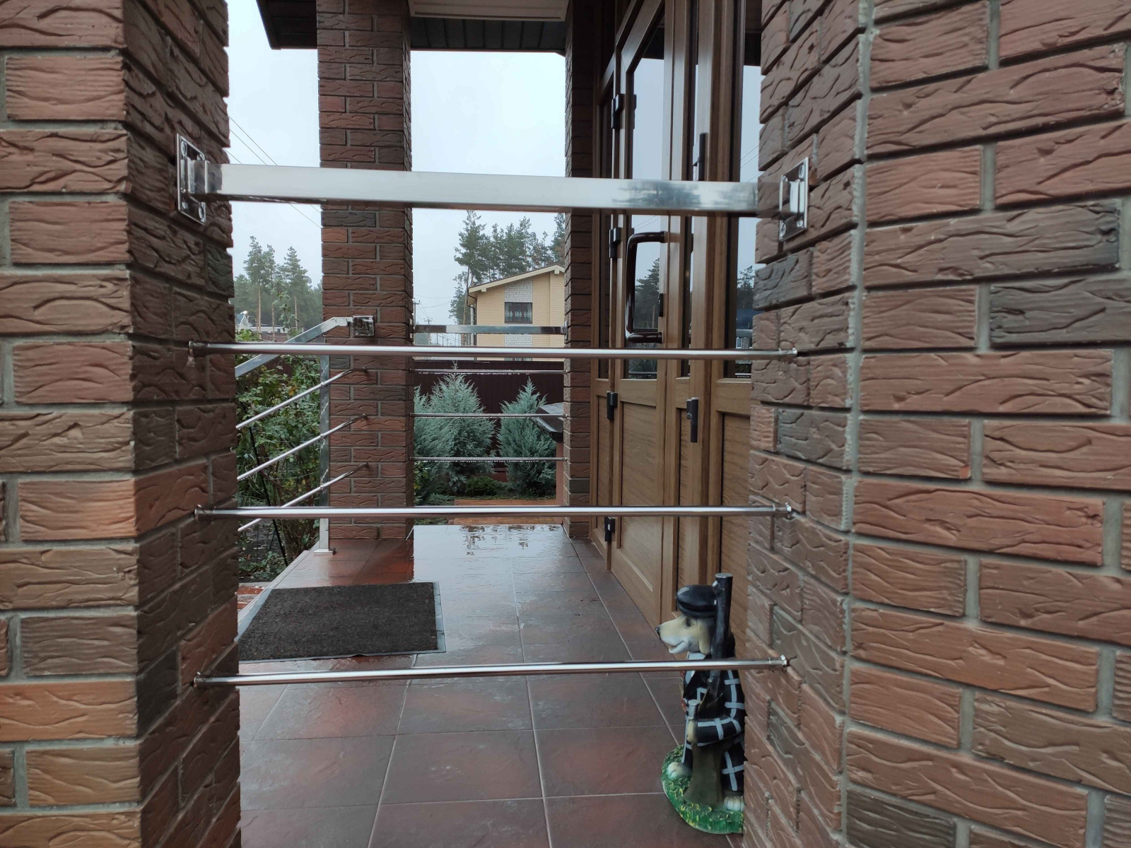 Уличное ограждение