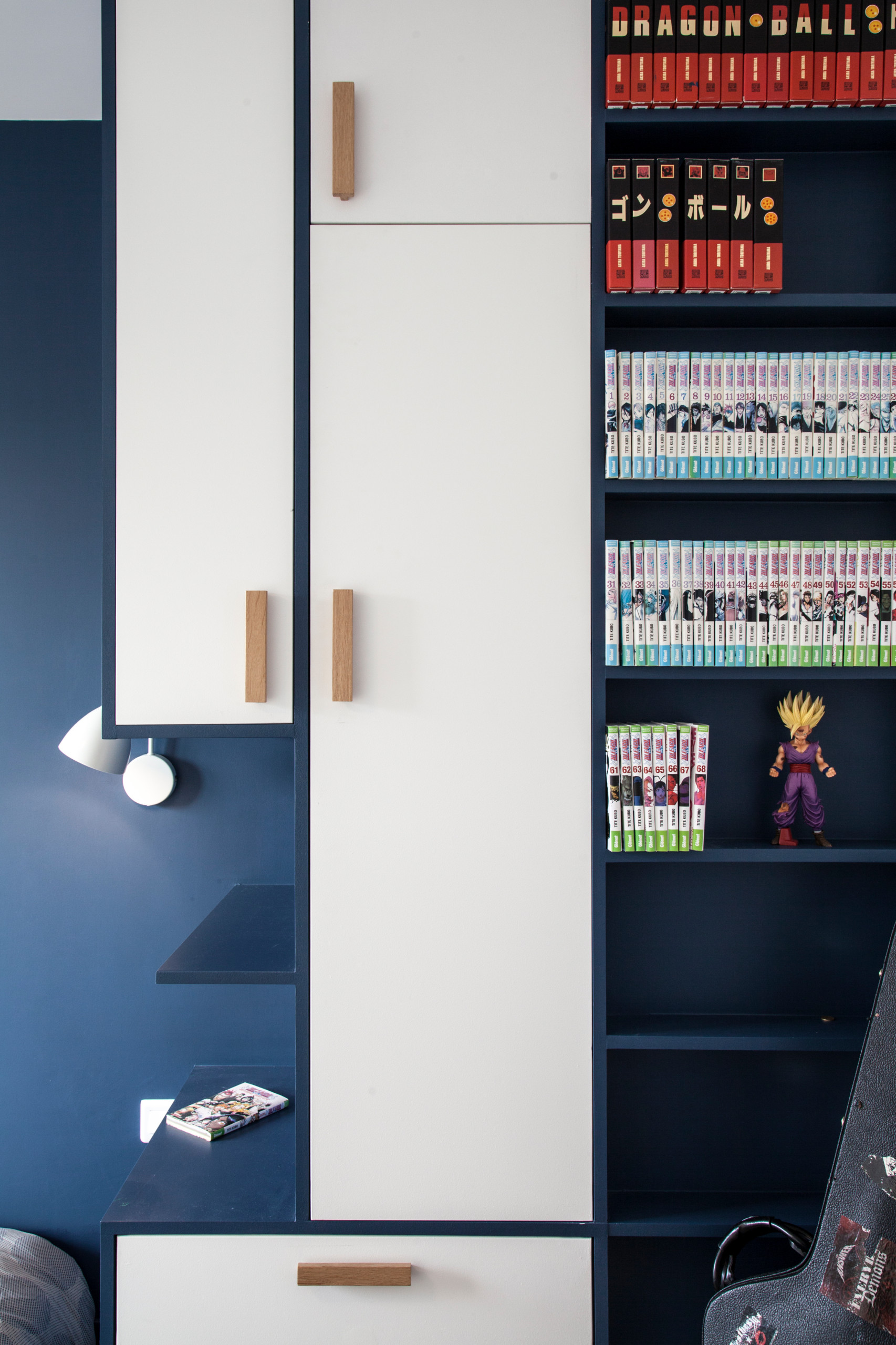 До и после: Микроапартаменты с причудливой стеной-столом