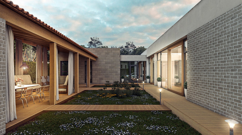 Дом с террасой