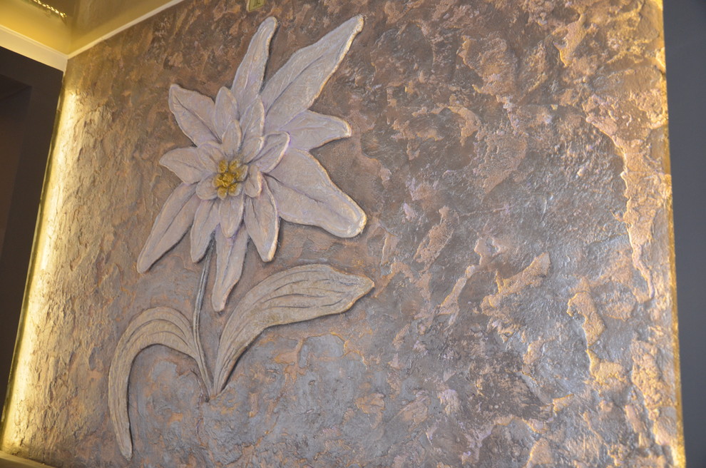 Творческий барельеф от мастера-декоратора Максима