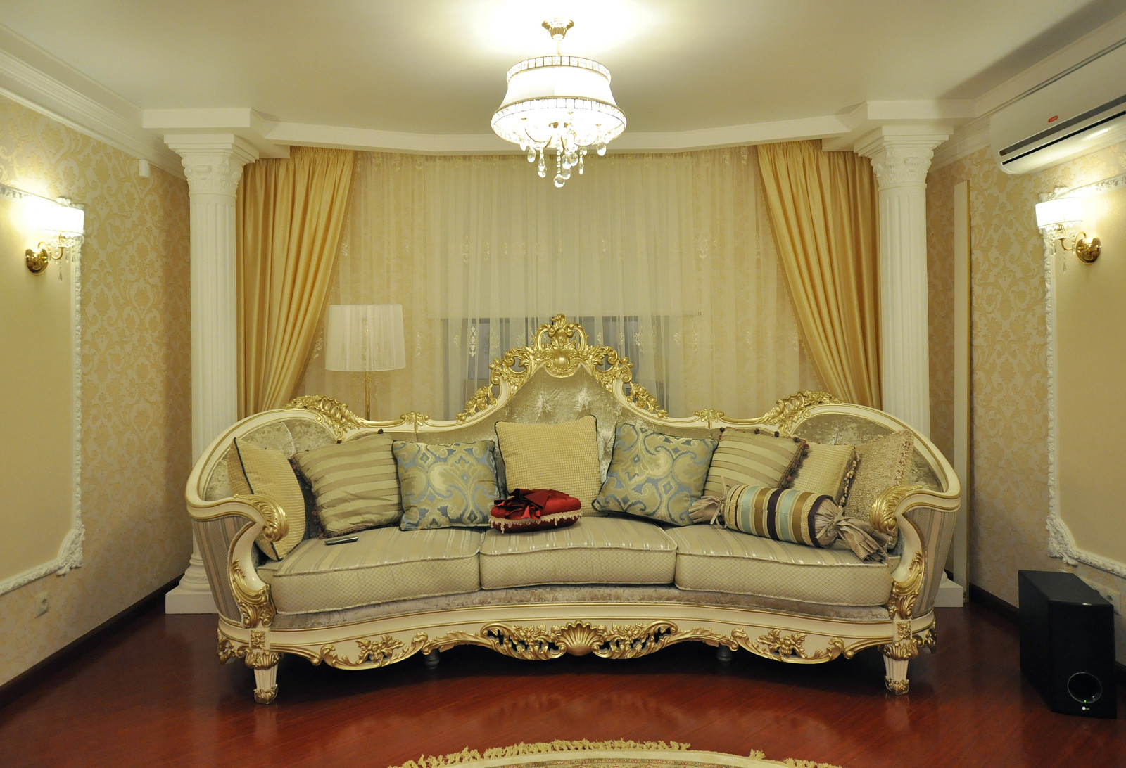 Реализация интерьера коттеджа 250м2 в Тюменской обл., город Тобольск.