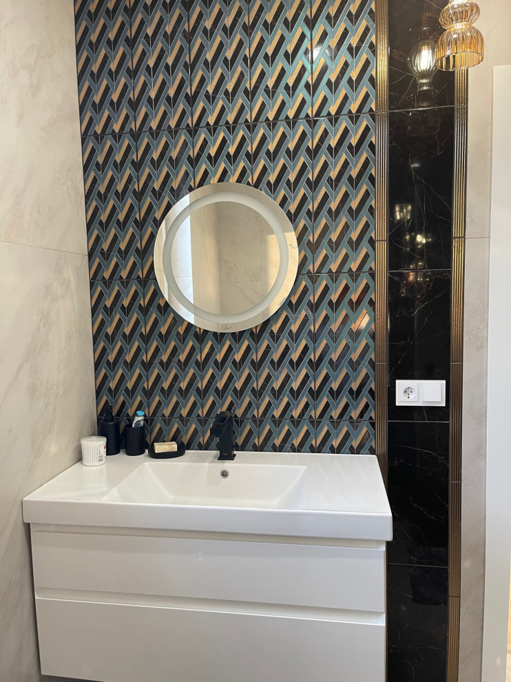 Санузлы в жилом доме на побережье, г, Геленджик