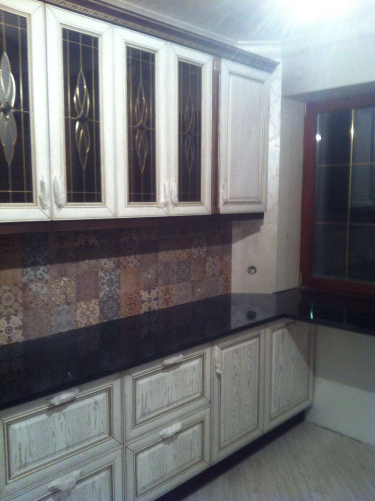 Обложка проекта: Кухня эмаль дуб с патиной