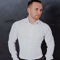 олег артамонов