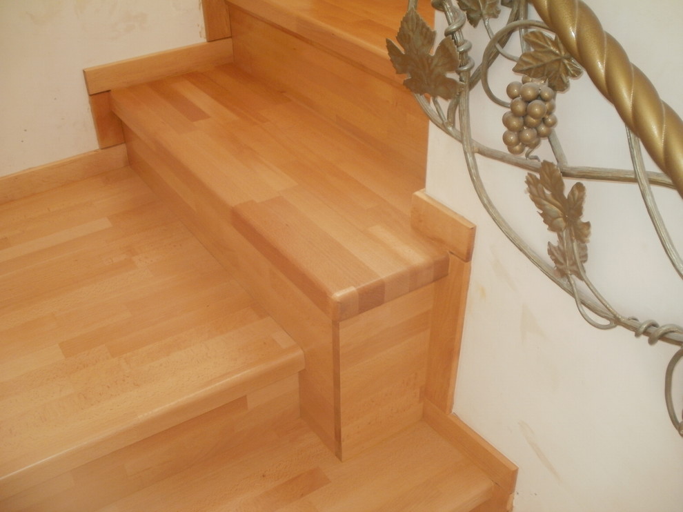 Лестница из Бука