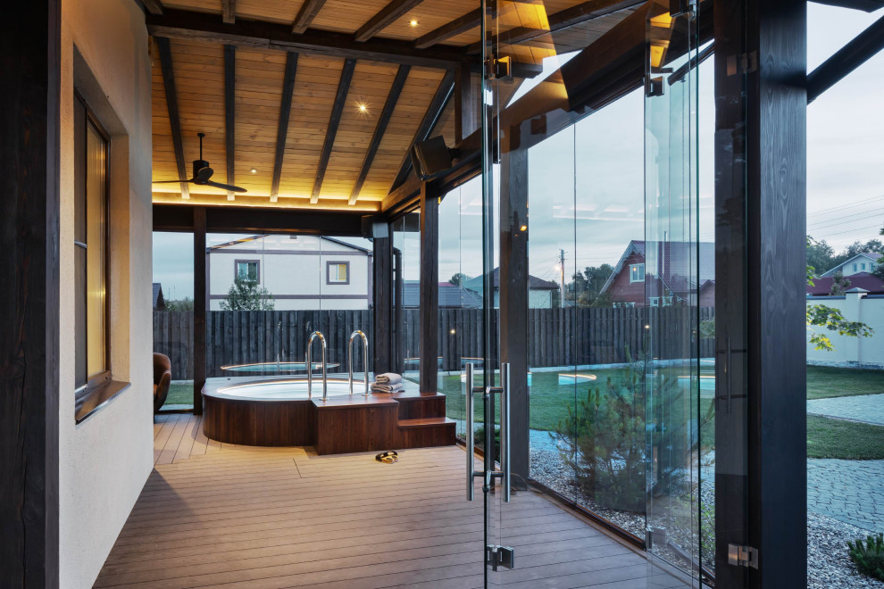 Остекленная терраса ЕЩЕ НЕМНОГО ЛЕТА